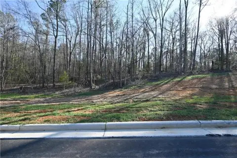 Spacious Homesite in Auburn, AL