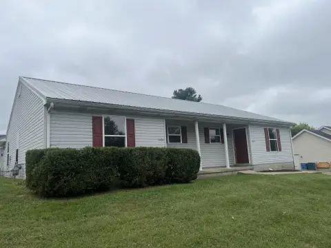 Duplex with Garage