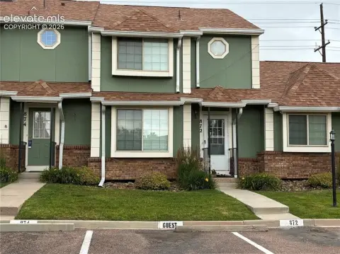 Renovated 3-Bed Townhome