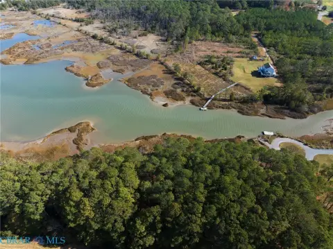Waterfront Land Parcel with Bay Access