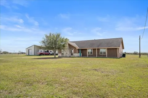 Fayetteville Farm with Modern Comfort