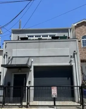 Mixed-Use Building Near EWR