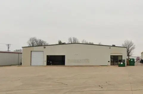 Warehouse with Highway Access