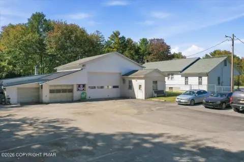 Auto Shop with Residence