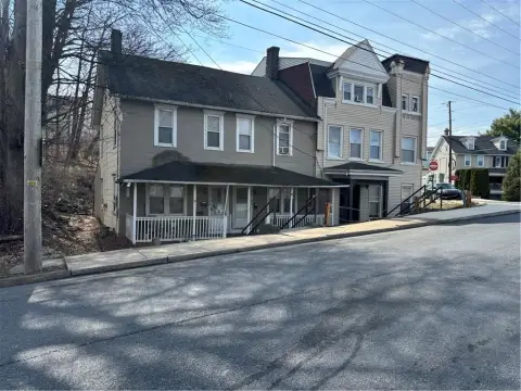 Seven-Unit Apartment Building on Corner Lot