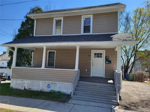 Duplex with Separate Utilities