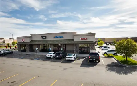Retail Space in Shopping Center