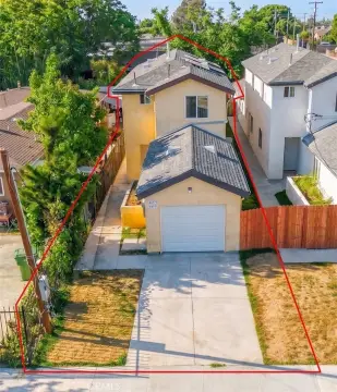 Six-Bedroom Duplex Under Construction