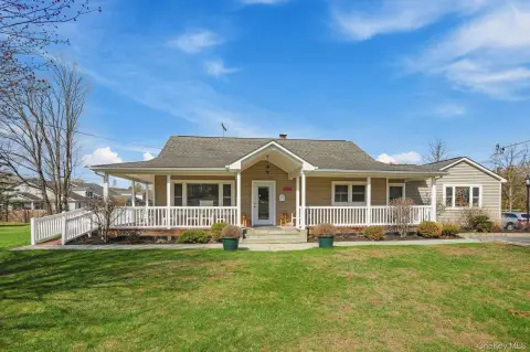 Commercial Building on Route 82