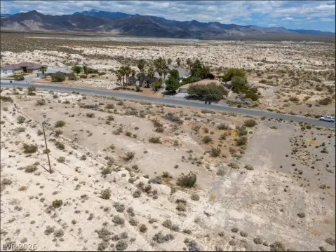 Pahrump Buildable Lot with Views