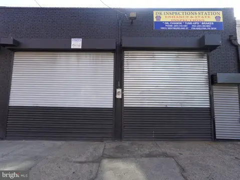 Drive-In Automotive Repair Garage