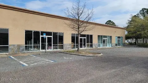 Medical Office Space with Suite Options