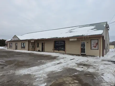 Houlton Retail/Office Building For Sale