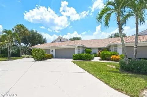 Attached Villa with Screened Lanai