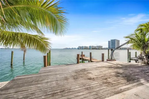 Waterfront Land in Miami Beach