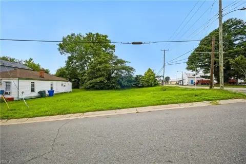 Waterfront Commercial Lot