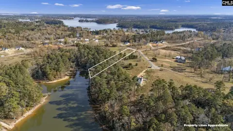 Lakefront Residential Land in Prosperity