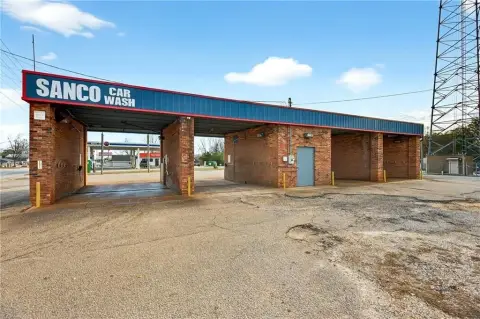 VALLEY, AL Car Wash Property