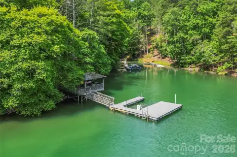 Waterfront Lot in Protected Cove