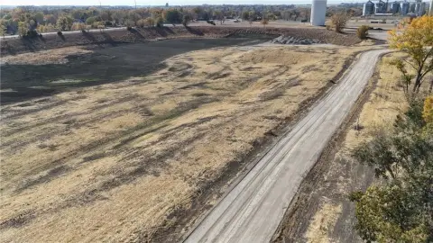 Residential Land Near Cottonwood Lake