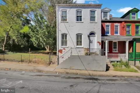 2-Unit Duplex with Brick Construction