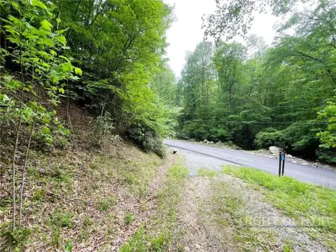 Sloping Mountain Home Site