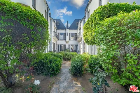 French Normandy Multifamily in Los Angeles