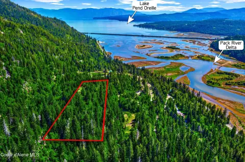 Idyllic Sandpoint Land with Views
