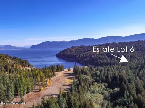 Lake View Acreage in Sagle