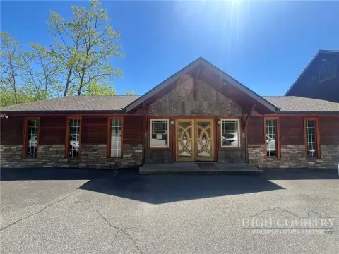 Leased Four-Suite Office Building
