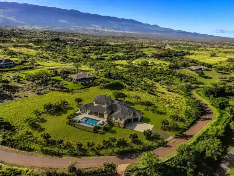 Kula Land with Ocean Views