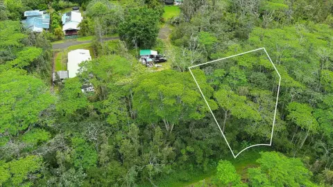 Vacant Cul-de-Sac Home Lot