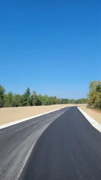 Residential Land in Wooded Community