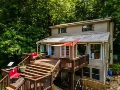 Hiawassee River Bed & Breakfast