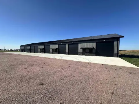 LeMars Commercial Storage Unit