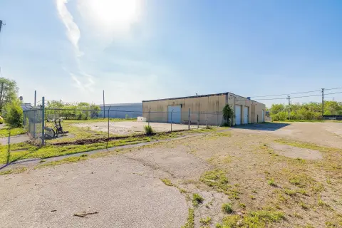 Elkhart Mixed-Use Building For Sale