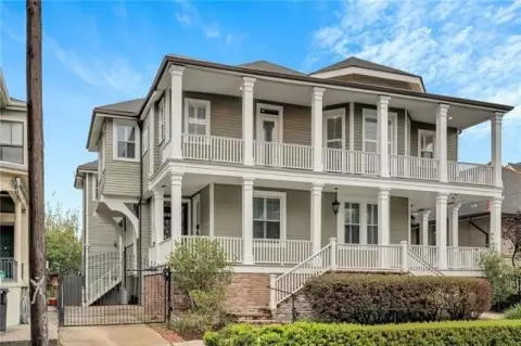 Prytania Street Uptown Duplex