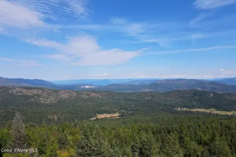 North Idaho Off-Grid Retreat