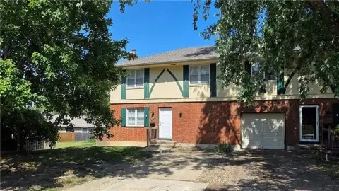 Two-Story Multifamily Townhouse
