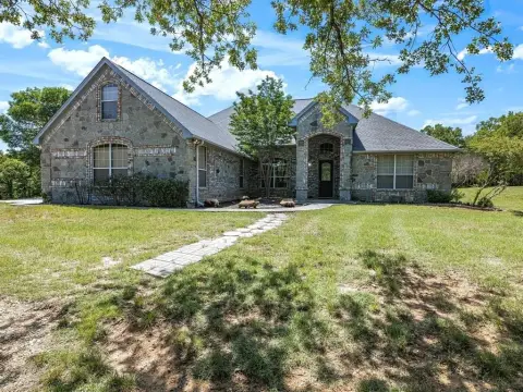 Sunset, Texas Country Estate