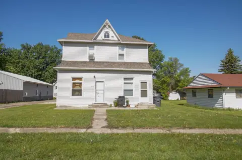 Larchwood Iowa Multi-Unit Opportunity