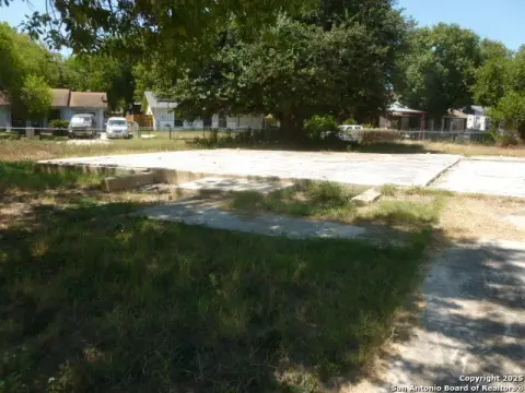 Residential Land in San Antonio