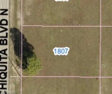 Residential Land in Cape Coral