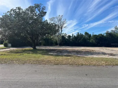 Residential Lot in Central Lakeland