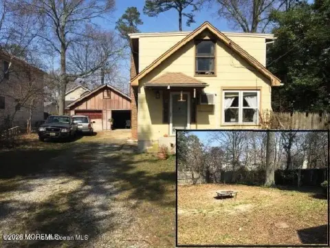 Oversized Lot Near Jersey Shore