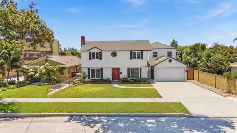 Two-Unit Duplex with Private Yards