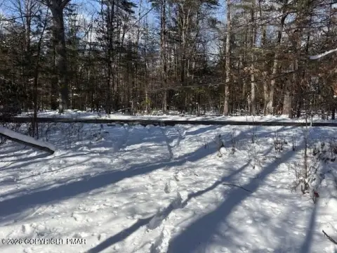 15 Acres of Land in Henryville