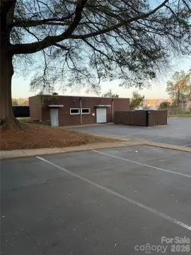 Charlotte Commercial Unit For Sale
