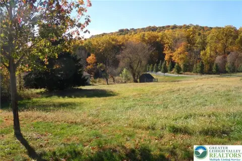 Estate-Style Residential Land Lot