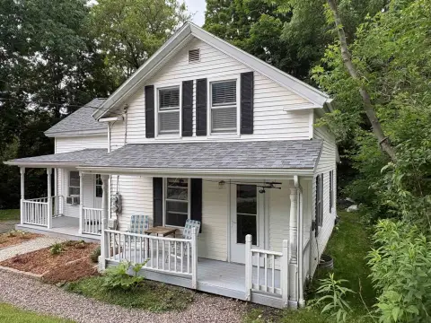 Renovated Duplex